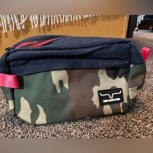 Domestic/shaving bag